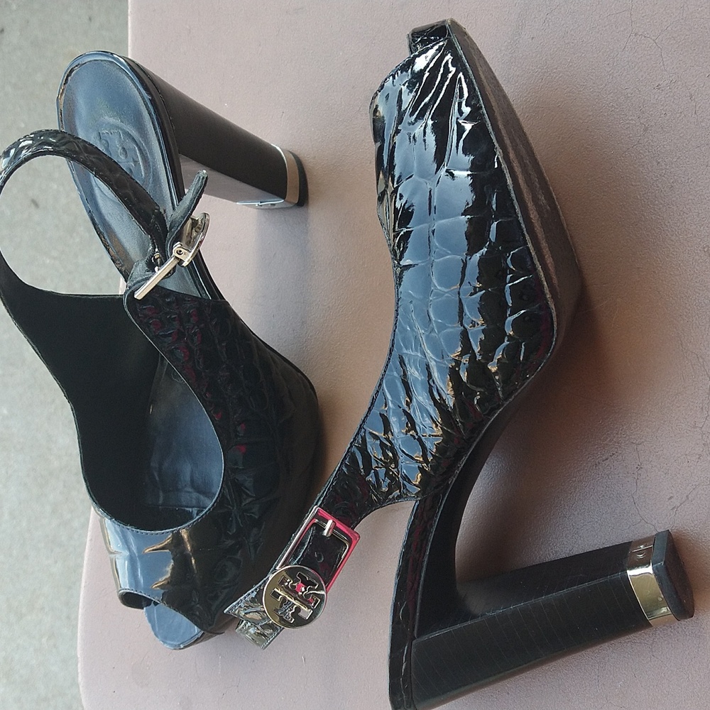 Tory Burch Allison Peeptoe
